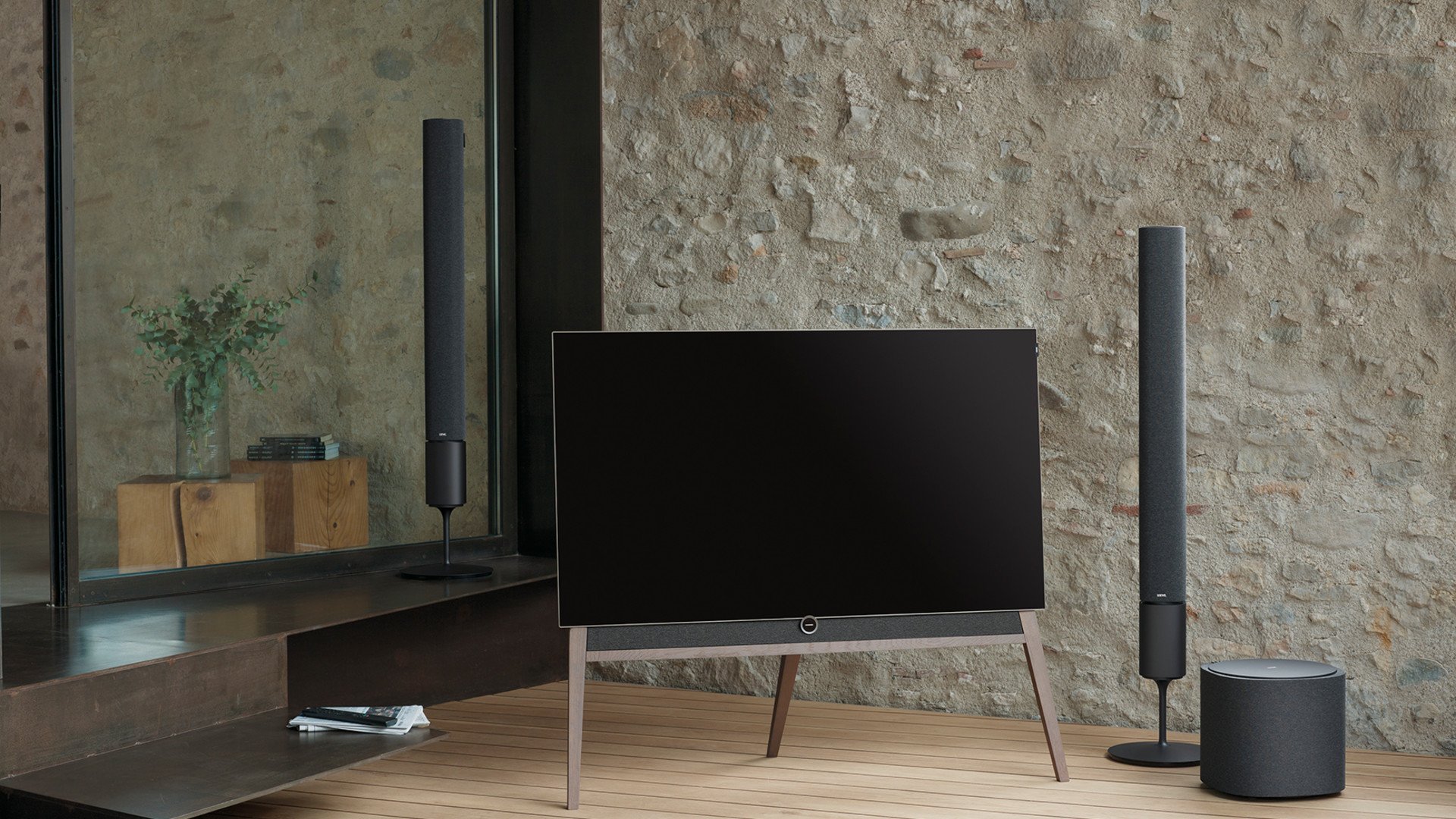 loewebild5klang5homecinemaheimkinowirelesskabellossound