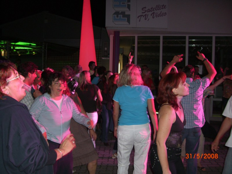 Image gallery marquee
